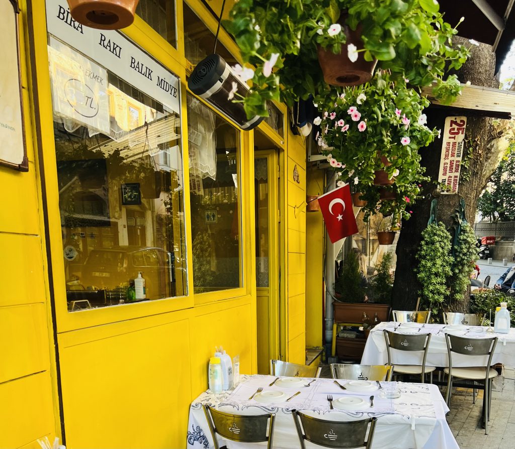 Arnavutk&ouml;y mekanlar