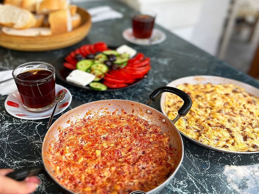 menemenci cumhur - Tuzla Mekanlar