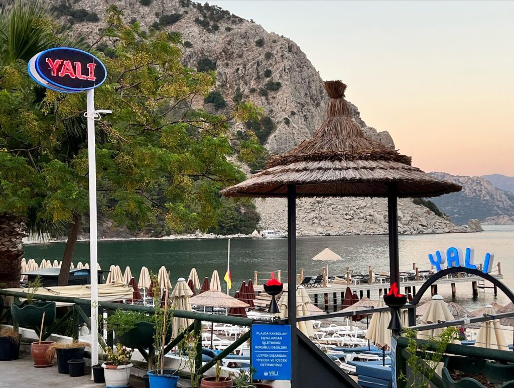yali turunc 1024x772 - Marmaris En İyi Mekanlar