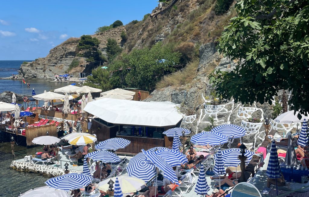 zuga-beach